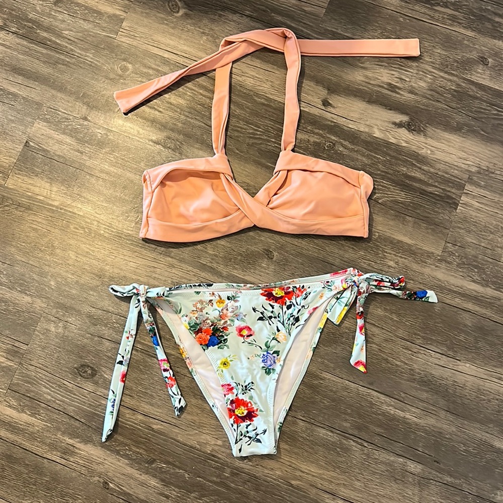 Cupshe medium bikini